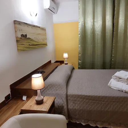 Albachiara فندق مبيت وإفطار